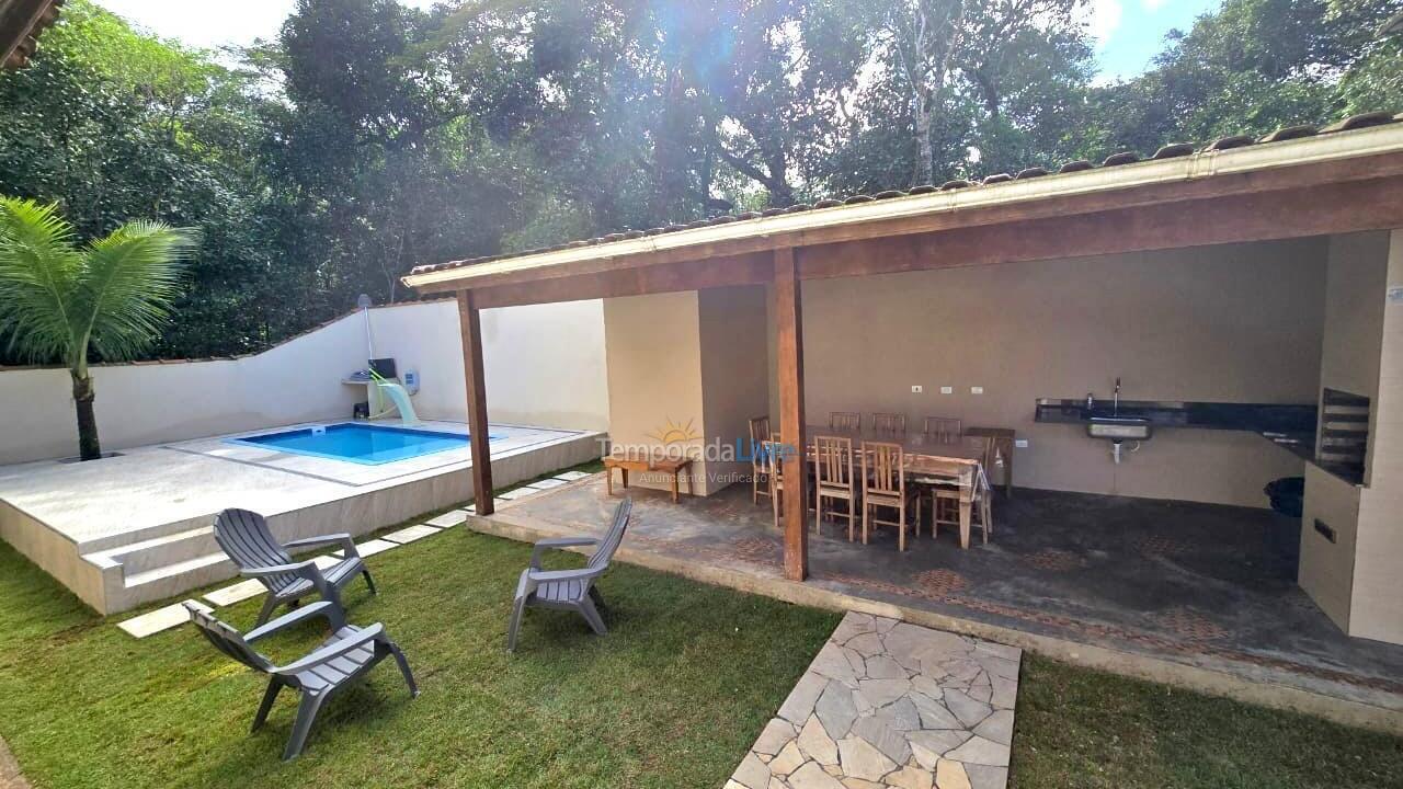 Casa para aluguel de temporada em São Sebastião (Praia da Boracéia)