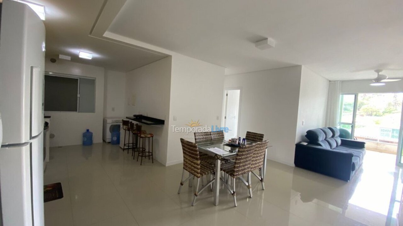 Apartamento para aluguel de temporada em Bombinhas (Praia de Bombinhas)