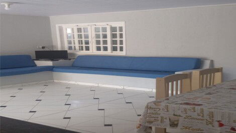 2 bedroom house on Lazaro beach with Wi-Fi