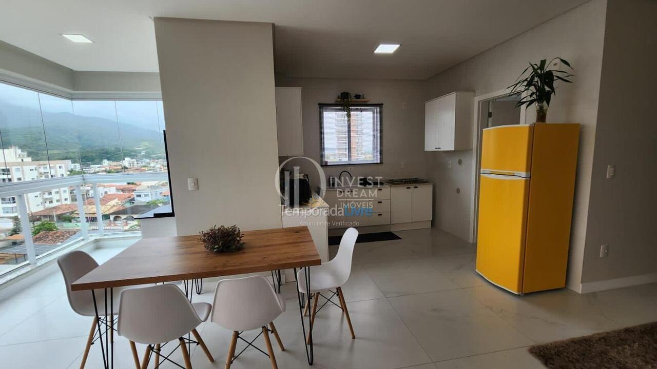 Apartamento para aluguel de temporada em Porto Belo (Perequê)