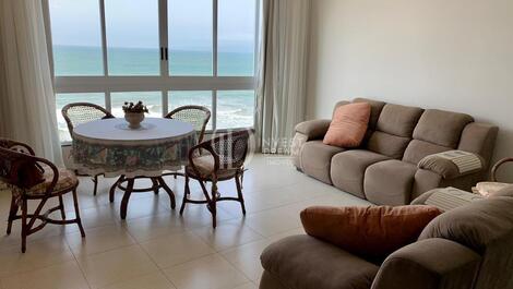 APARTAMENTO FRENTE AL MAR 3a PLANTA TEMPORADA