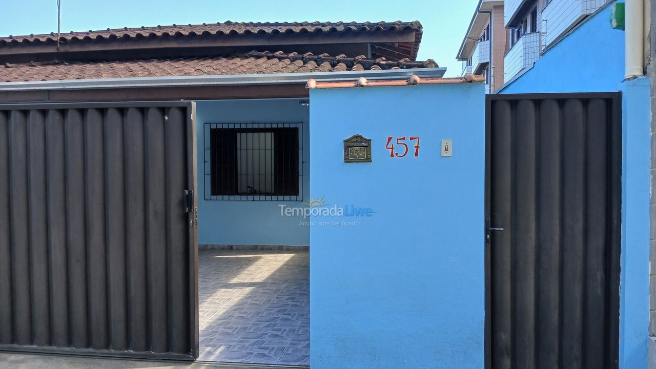 Casa para alquiler de vacaciones em Ubatuba (Praia das Toninhas)