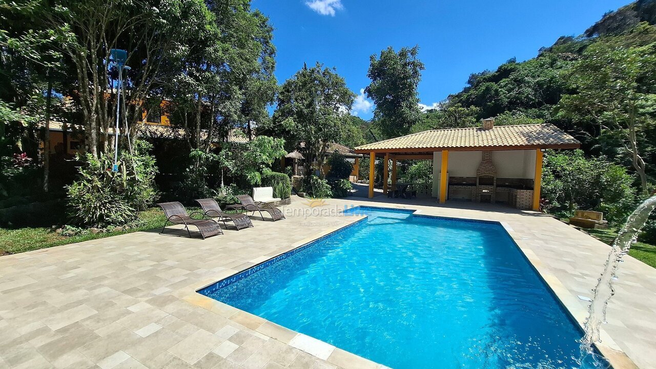 Casa para aluguel de temporada em Juquitiba (Jardim das Palmeiras)