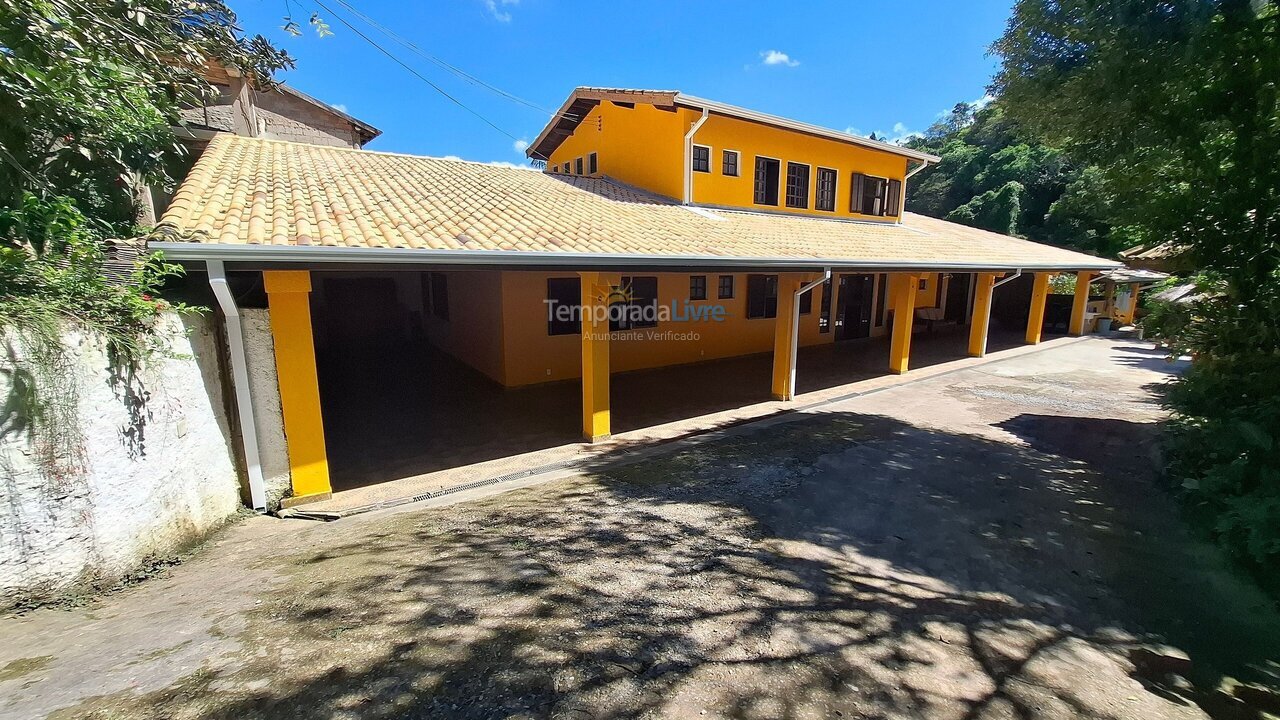 Casa para aluguel de temporada em Juquitiba (Jardim das Palmeiras)