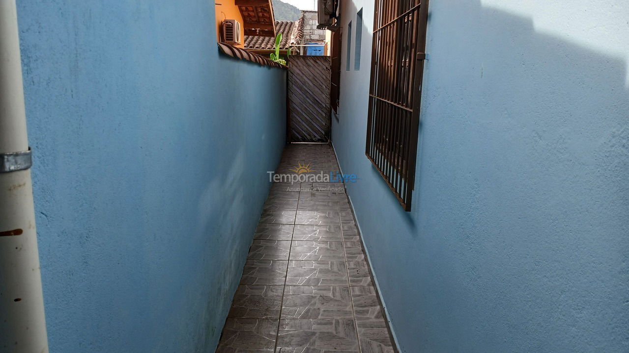 Casa para alquiler de vacaciones em Ubatuba (Praia das Toninhas)