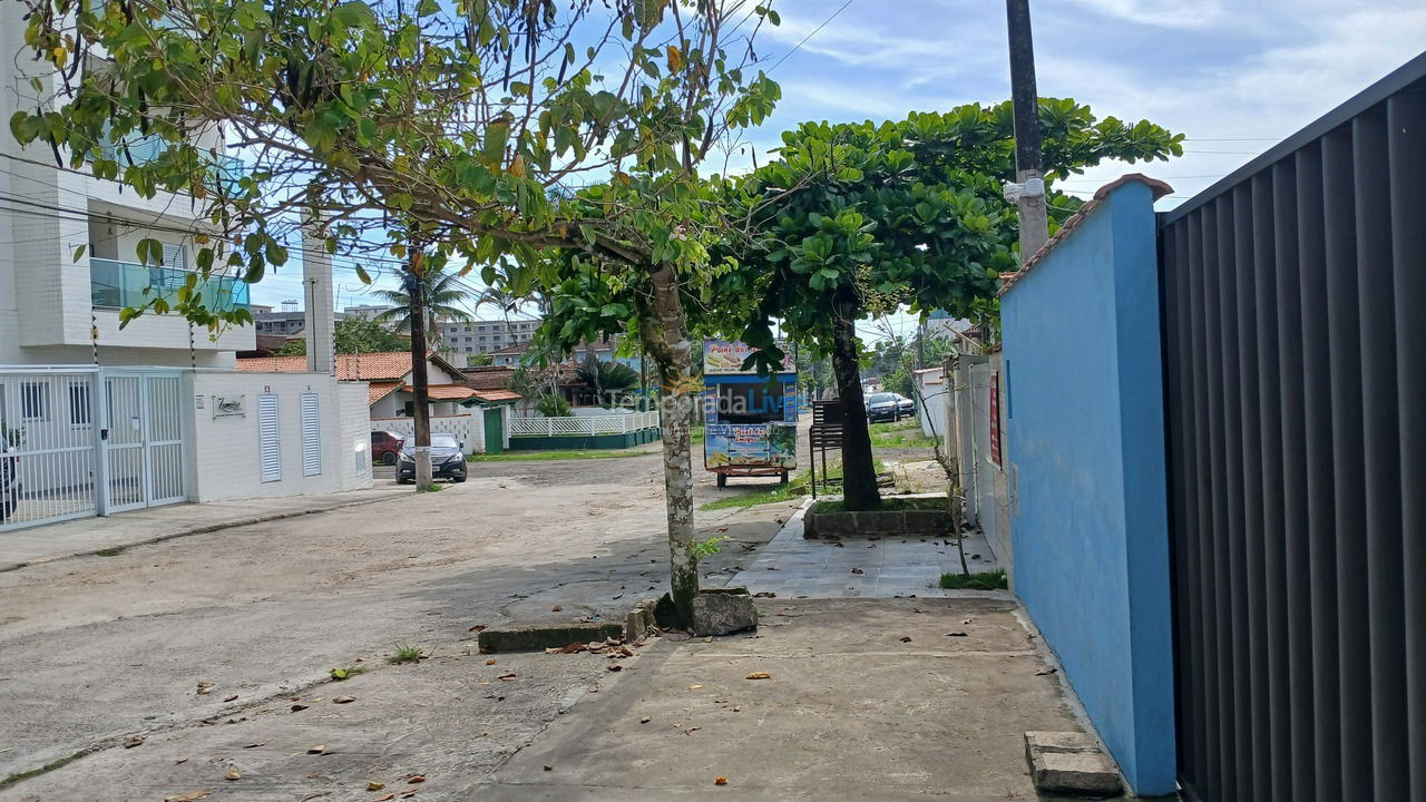 Casa para alquiler de vacaciones em Ubatuba (Praia das Toninhas)