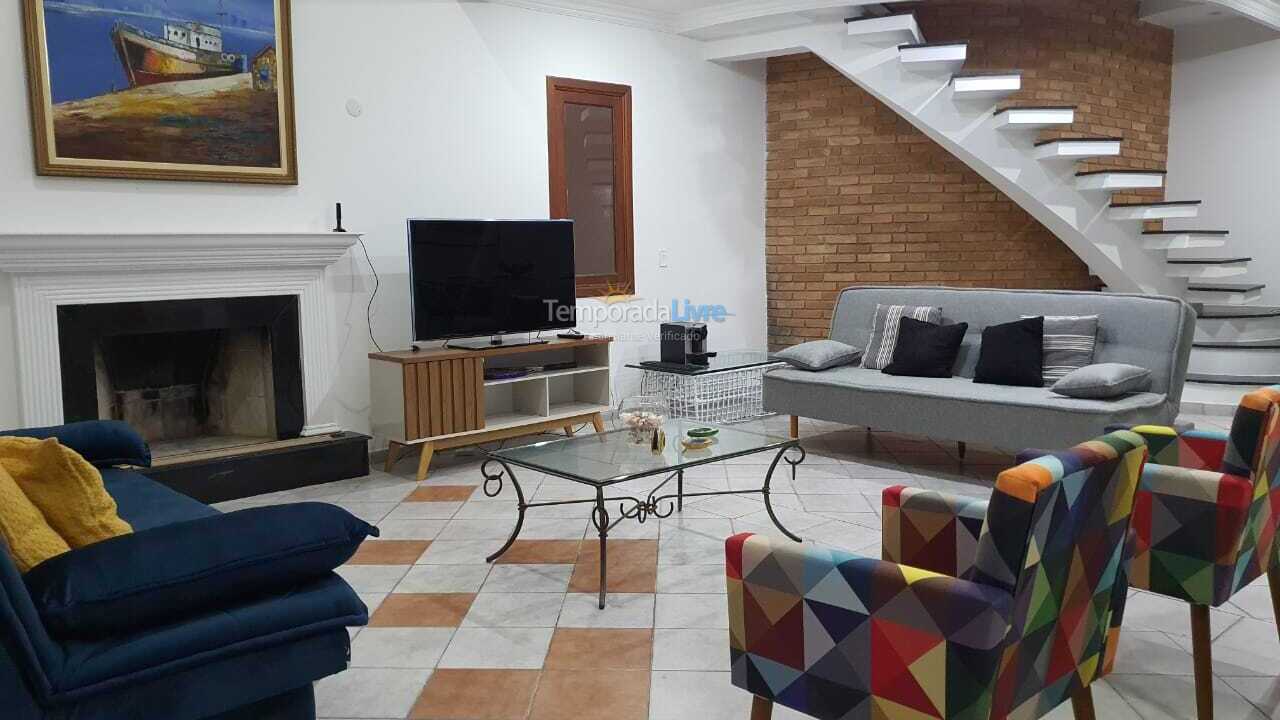 Casa para alquiler de vacaciones em Bertioga (Maitinga)