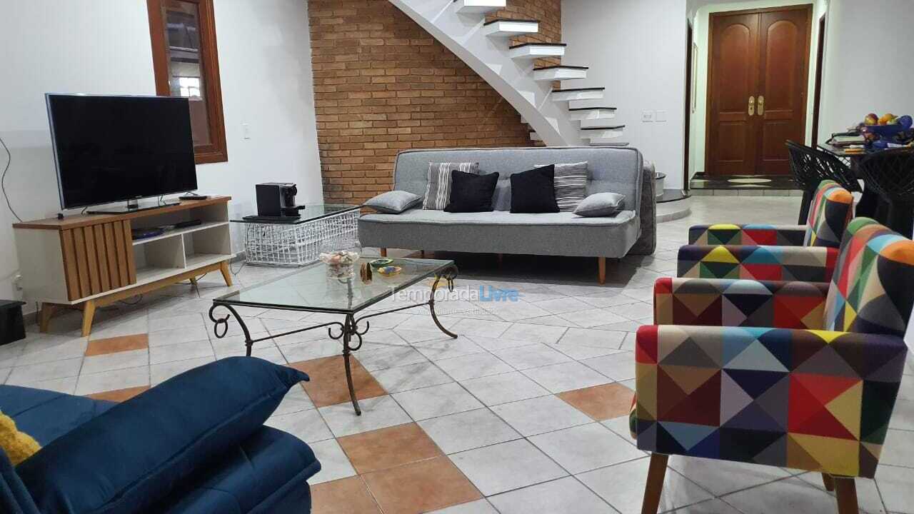 Casa para alquiler de vacaciones em Bertioga (Maitinga)