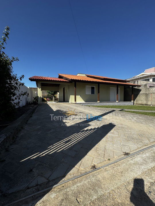 Casa para aluguel de temporada em Imbituba (Alto Arroio)