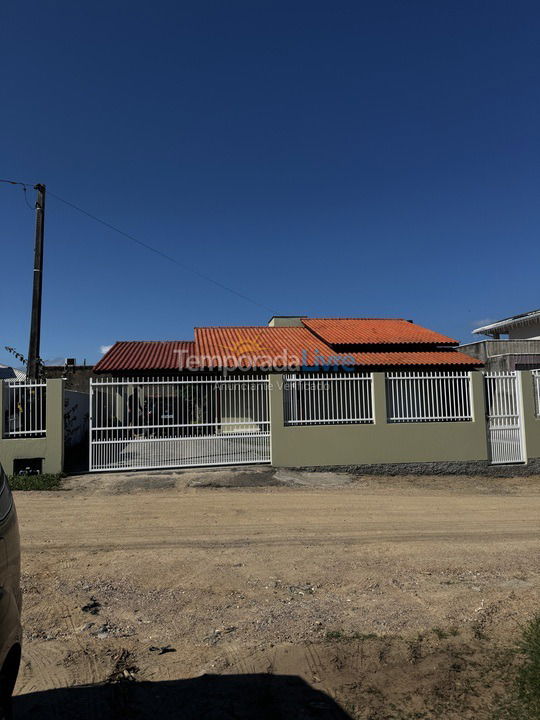 Casa para aluguel de temporada em Imbituba (Alto Arroio)