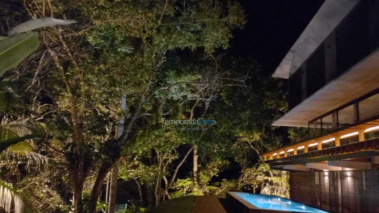 Casa para aluguel de temporada em São Sebastião (Maresias)