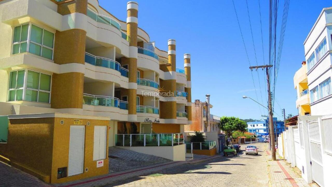 Apartamento para aluguel de temporada em Bombinhas (Praia de Bombinhas)