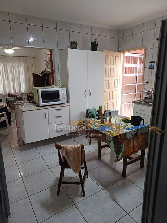 House for vacation rental in Mongaguá (Jd Aguapeu)