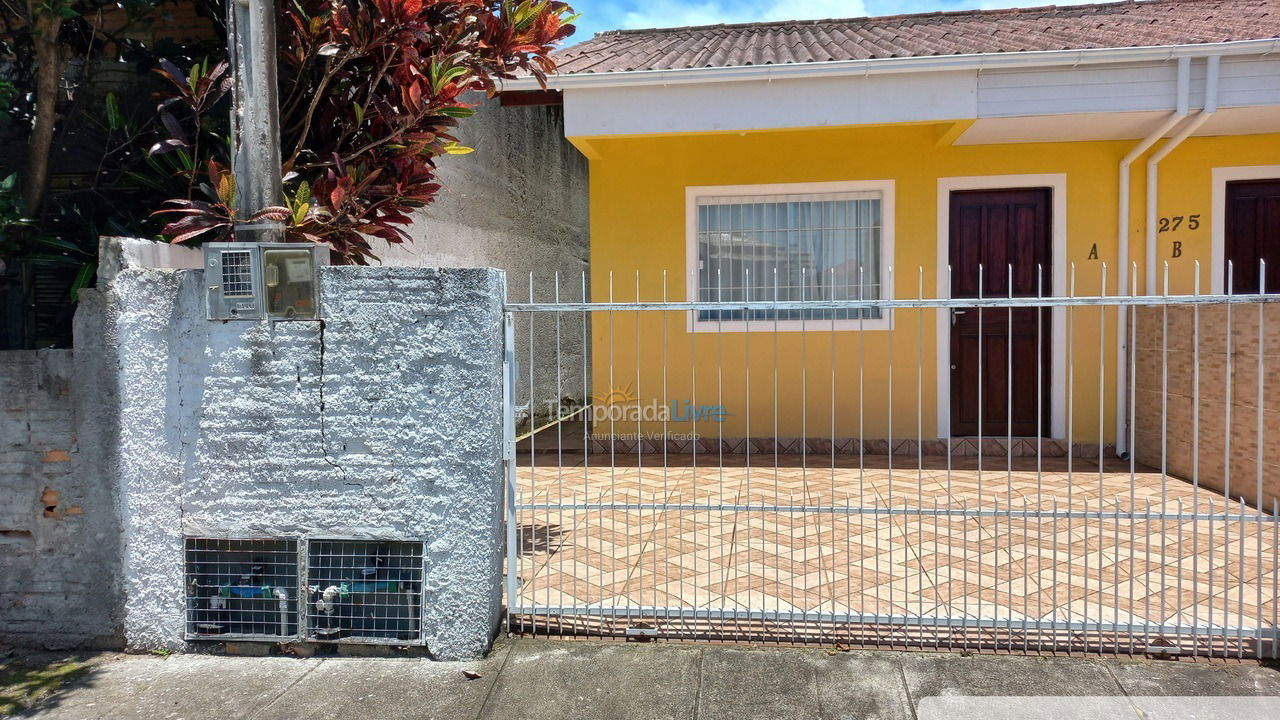 Casa para aluguel de temporada em Florianopolis (Praia dos Ingleses)