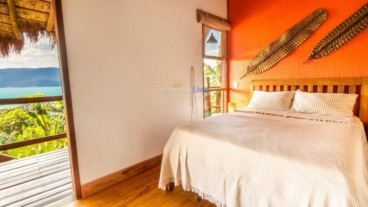 Casa para alquiler de vacaciones em Ilhabela (Veloso)