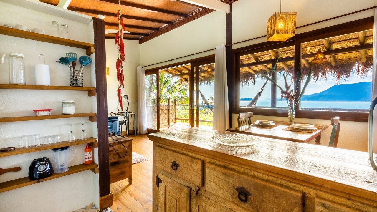 Casa para alquiler de vacaciones em Ilhabela (Veloso)