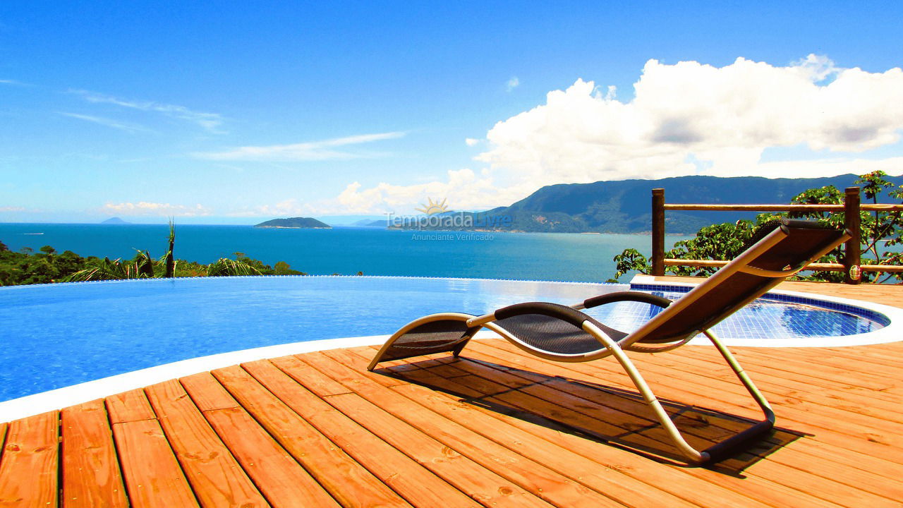 Casa para aluguel de temporada em Ilhabela (Veloso)