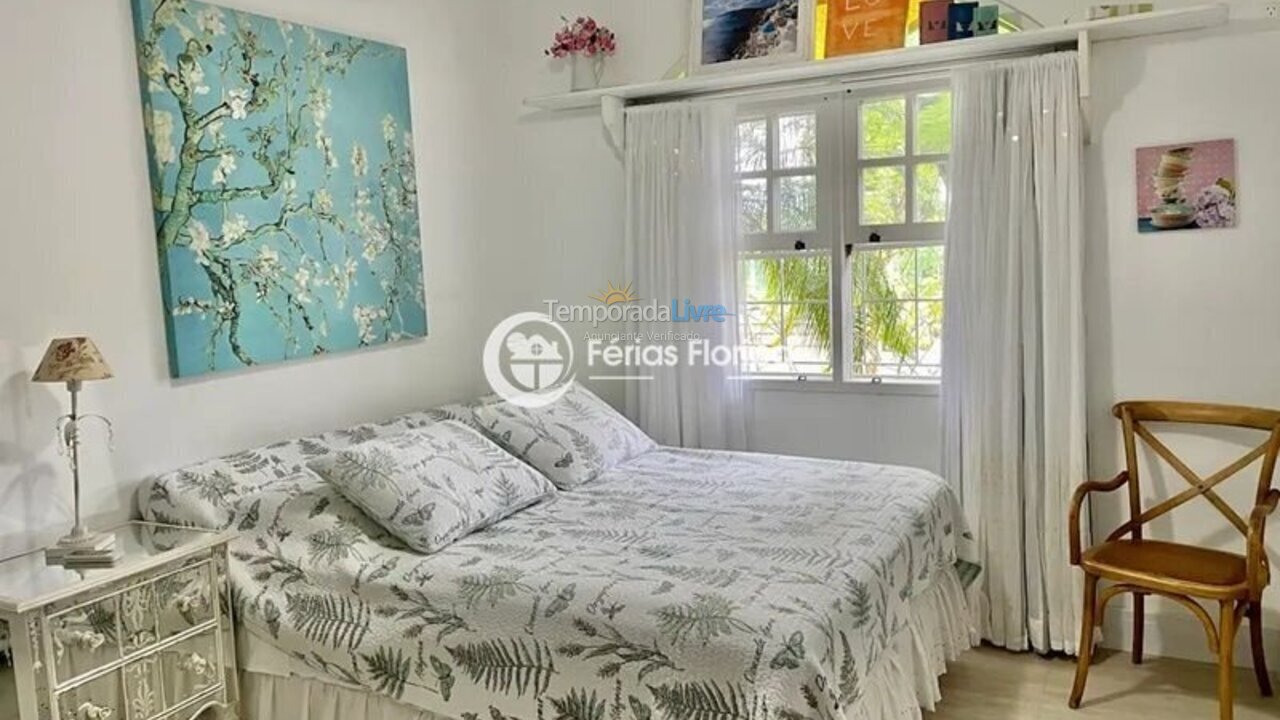 House for vacation rental in Florianópolis (Ponta das Canas)