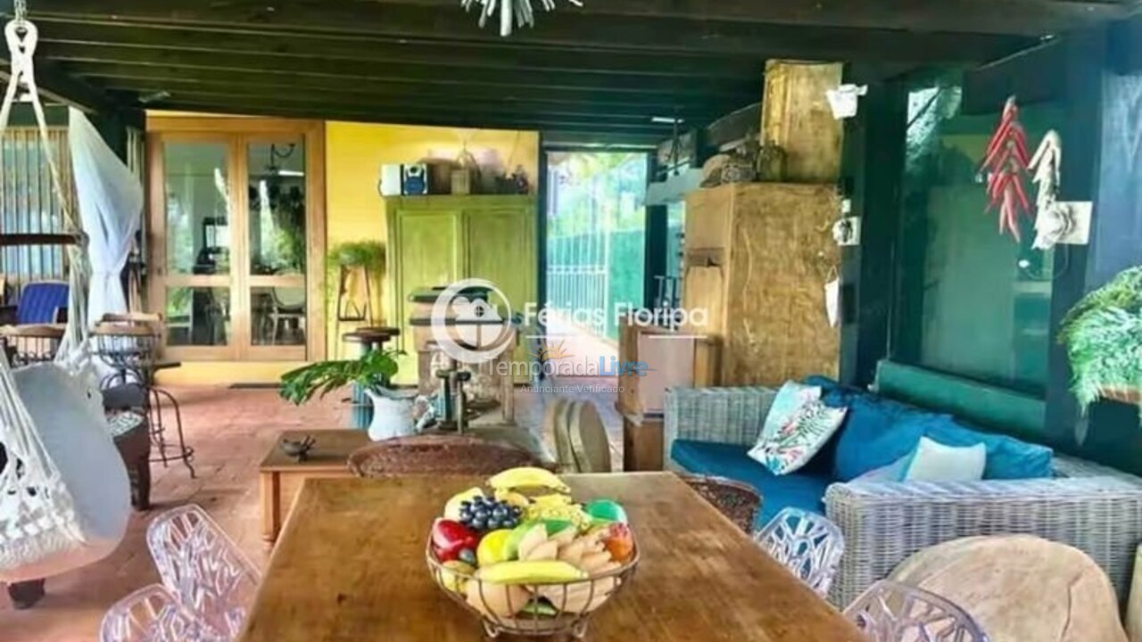 House for vacation rental in Florianópolis (Ponta das Canas)