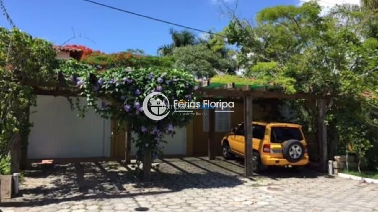 House for vacation rental in Florianópolis (Ponta das Canas)