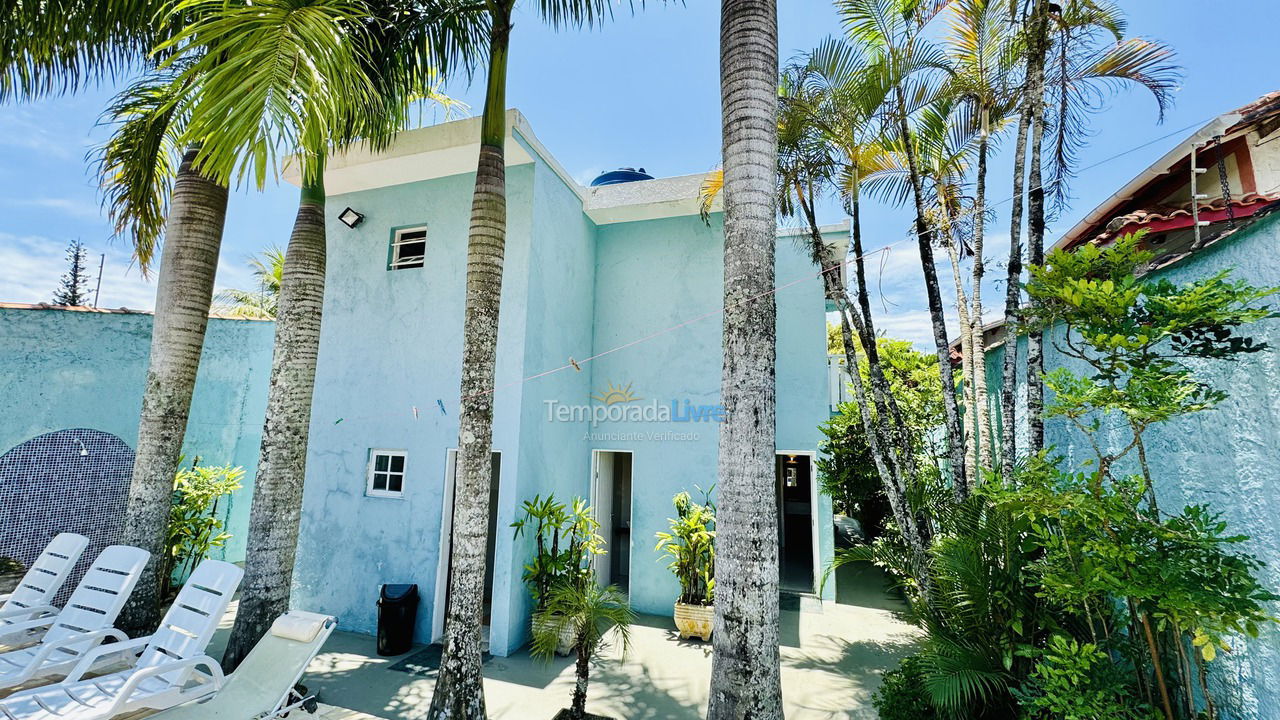 Casa para alquiler de vacaciones em Ubatuba (Praia das Toninhas)