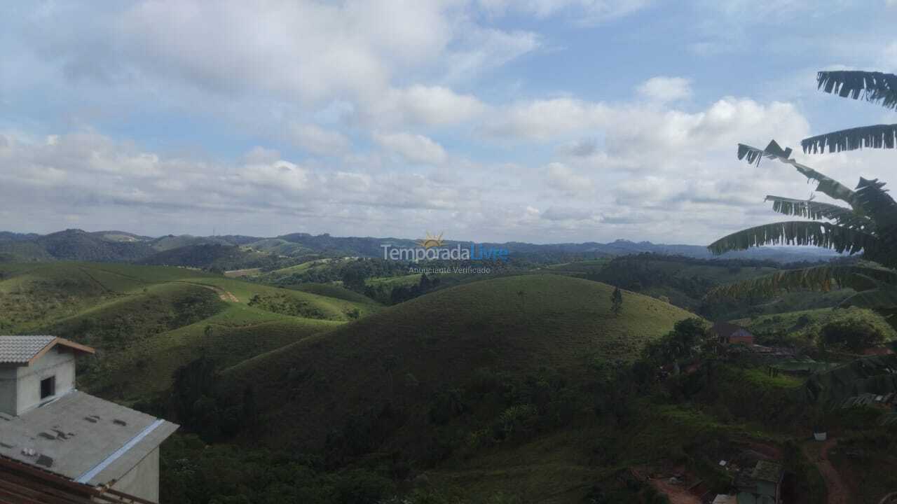 Chácara / sítio para aluguel de temporada em Guararema (Capoeirinha)