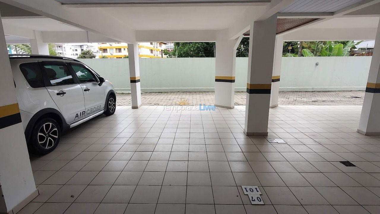 Casa para aluguel de temporada em Florianopolis (Praia dos Ingleses)