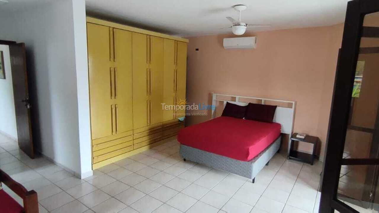 Casa para aluguel de temporada em Bertioga (Jardim Indaiá)