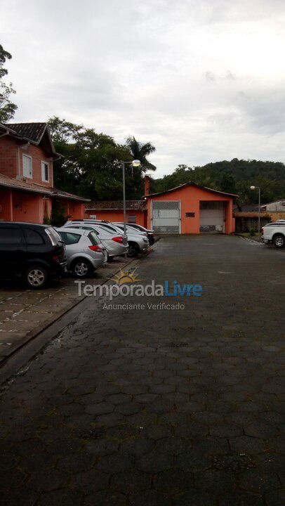 Casa Em Massagua U Caraguatatuba Para Aluguel De Temporada