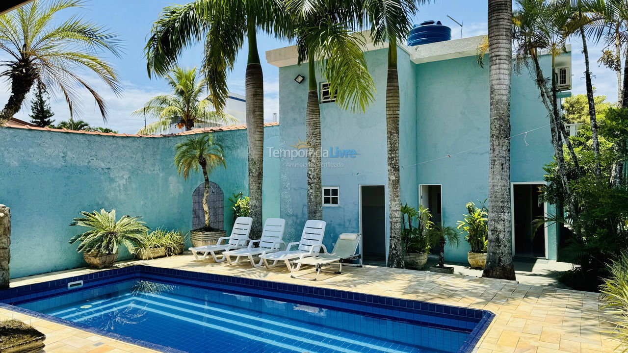 Casa para alquiler de vacaciones em Ubatuba (Praia das Toninhas)