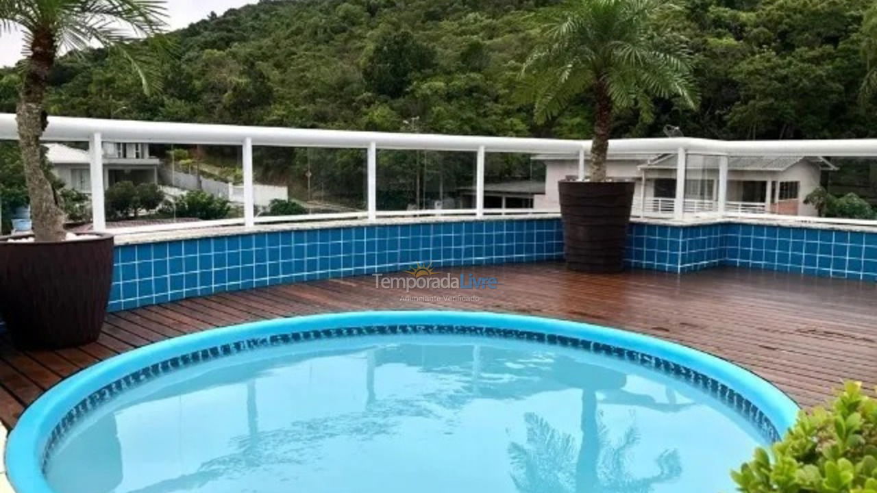 Apartamento para alquiler de vacaciones em Bombinhas (Praia de Bombas)