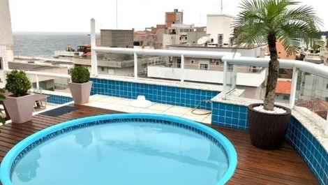 ÁTICO CON TRES SUITES Y PISCINA PRIVADA