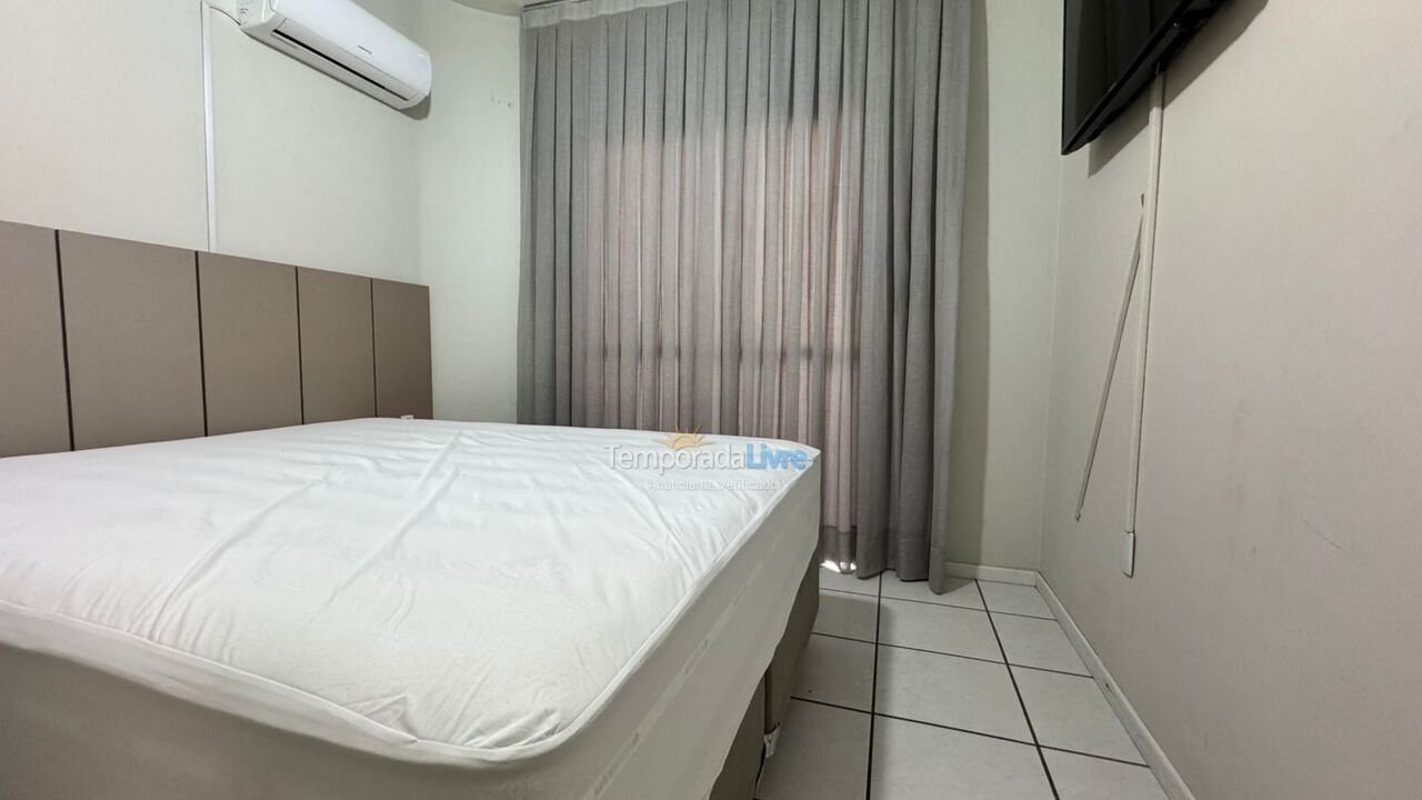 Apartamento para alquiler de vacaciones em Itapema (Meia Praia)