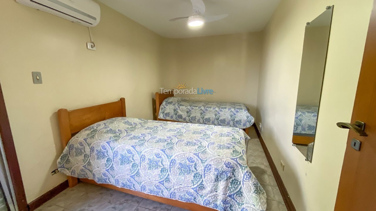 Apartamento para aluguel de temporada em Ubatuba (Praia Grande)