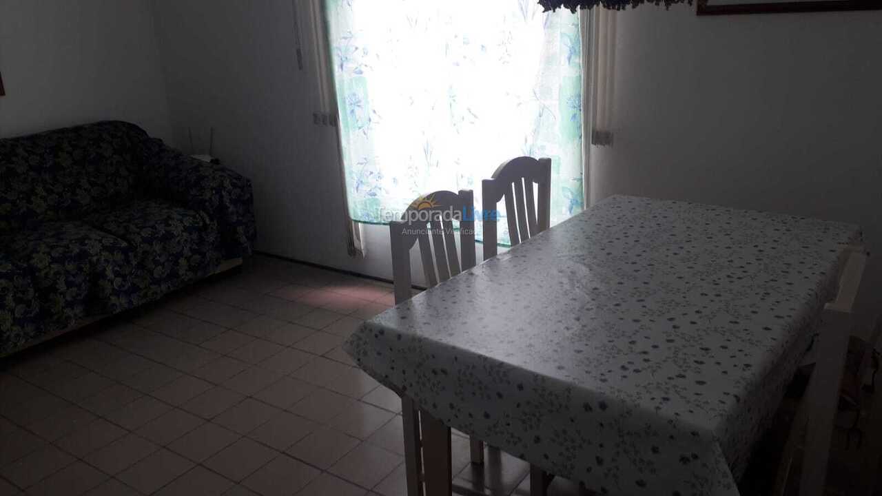 Apartamento para aluguel de temporada em Caraguatatuba (Martim de Sá)