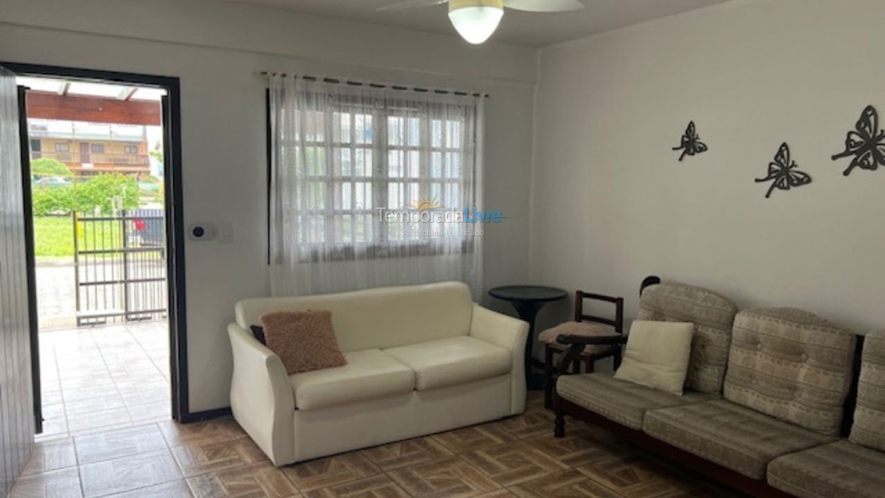 House for vacation rental in São Francisco do Sul (Prainha)