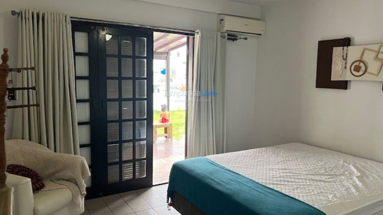 House for vacation rental in São Francisco do Sul (Prainha)