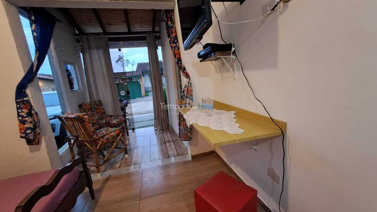 Apartamento para alquiler de vacaciones em Caraguatatuba (Recanto Verde Mar)