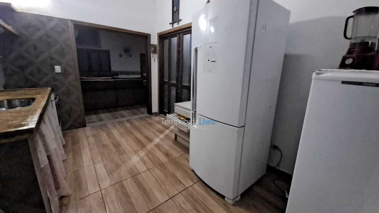 Apartamento para alquiler de vacaciones em Caraguatatuba (Recanto Verde Mar)