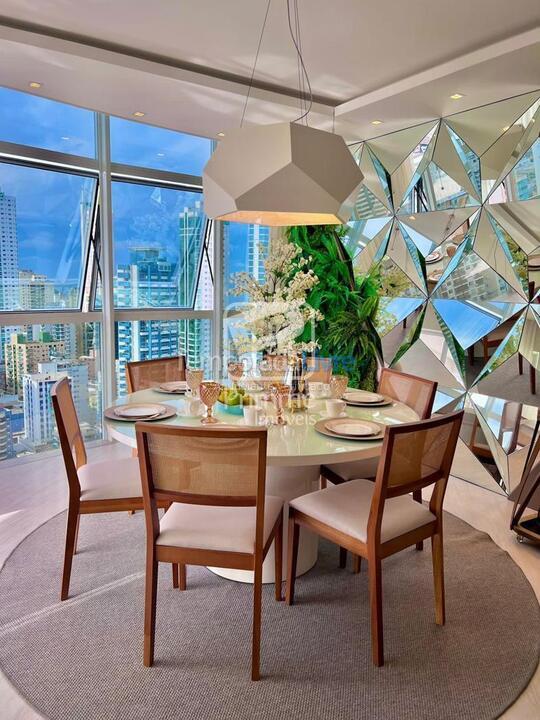 Apartamento para aluguel de temporada em Balneário Camboriú (Centro)
