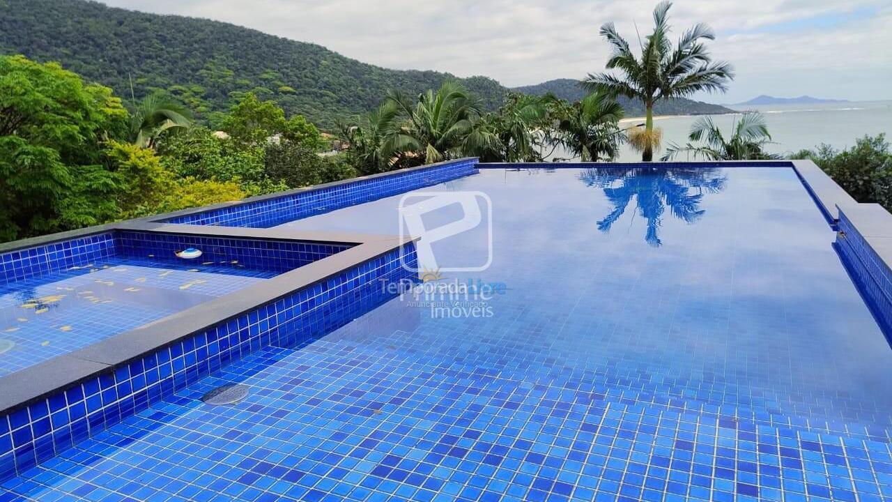 Casa para alquiler de vacaciones em Balneário Camboriú (Praia das Taquaras)