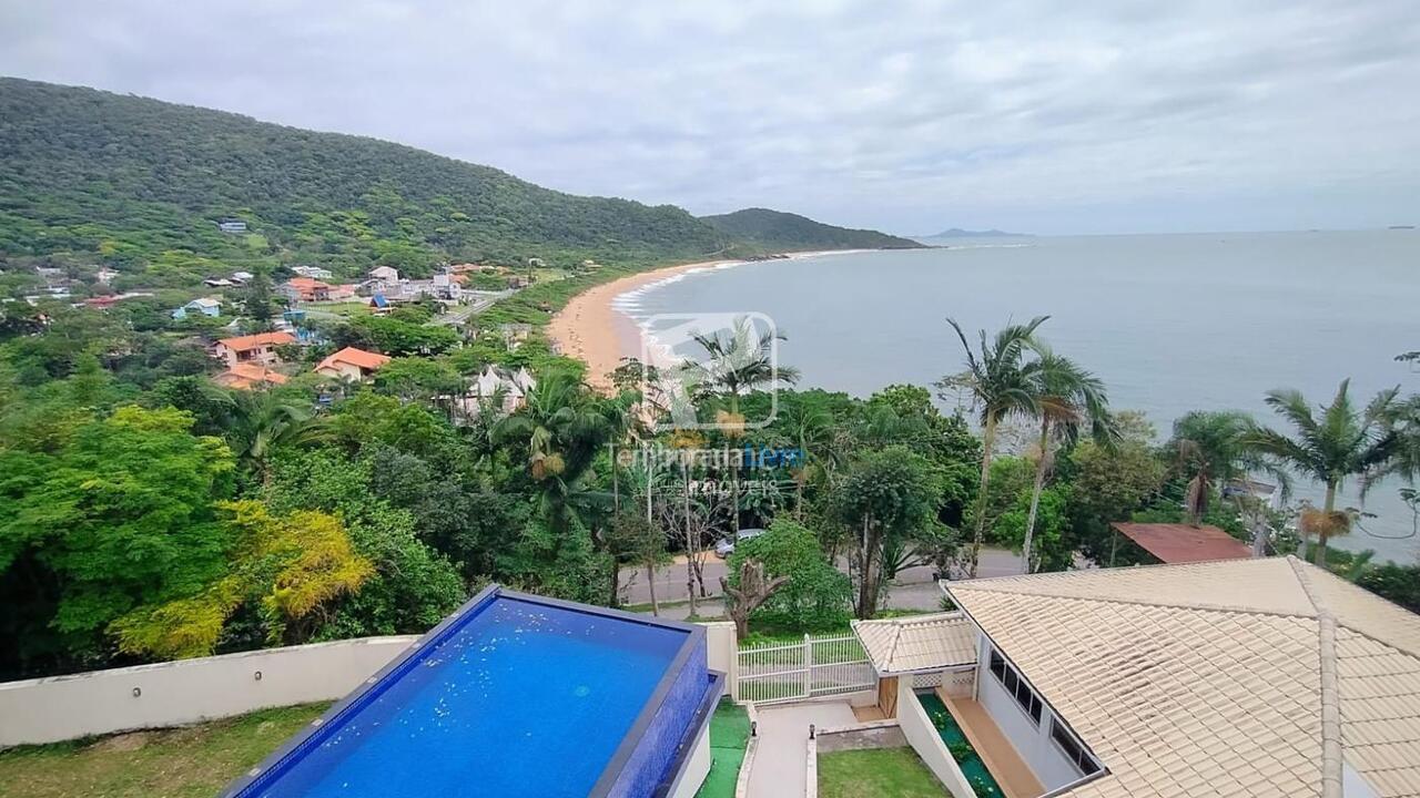 Casa para alquiler de vacaciones em Balneário Camboriú (Praia das Taquaras)