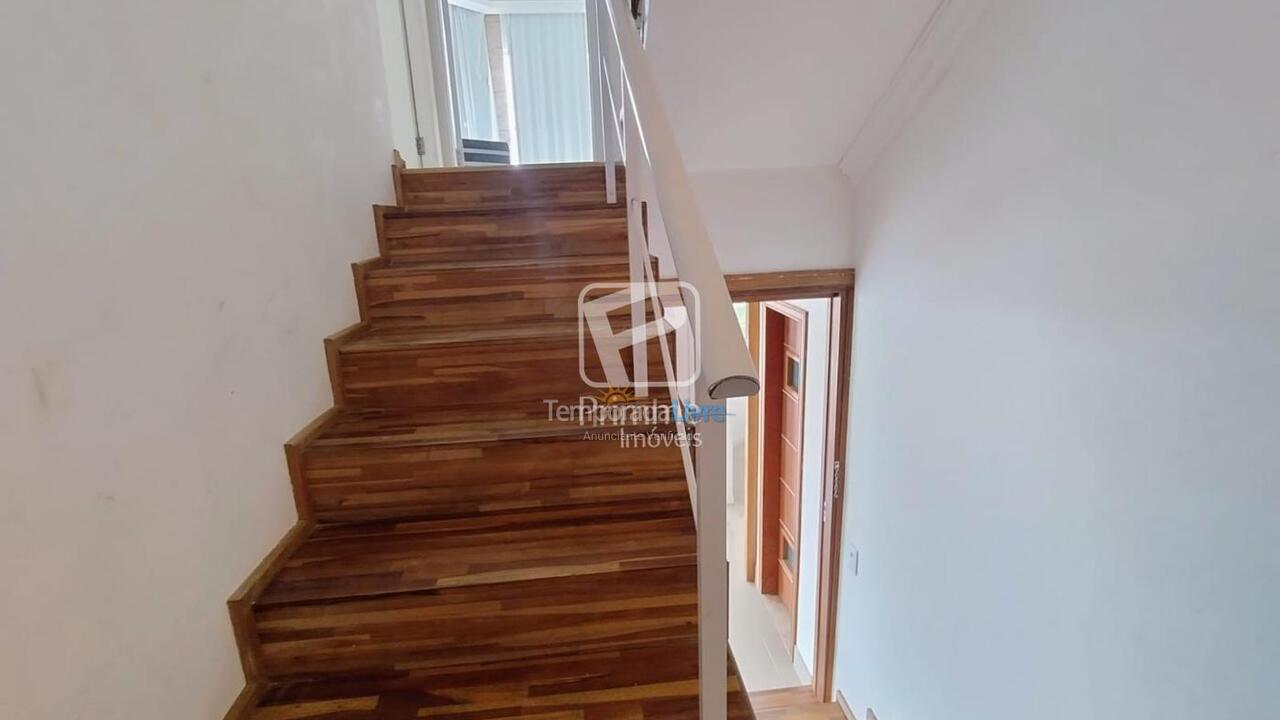 Casa para alquiler de vacaciones em Balneário Camboriú (Praia das Taquaras)