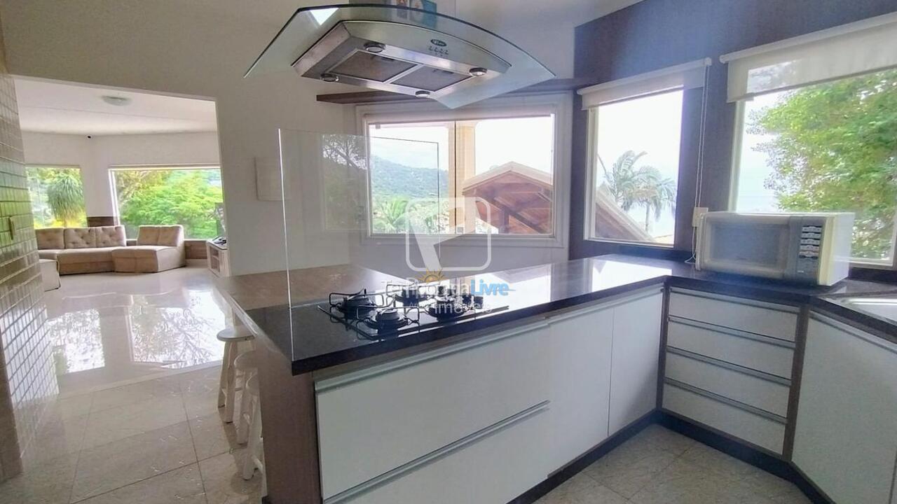 Casa para alquiler de vacaciones em Balneário Camboriú (Praia das Taquaras)