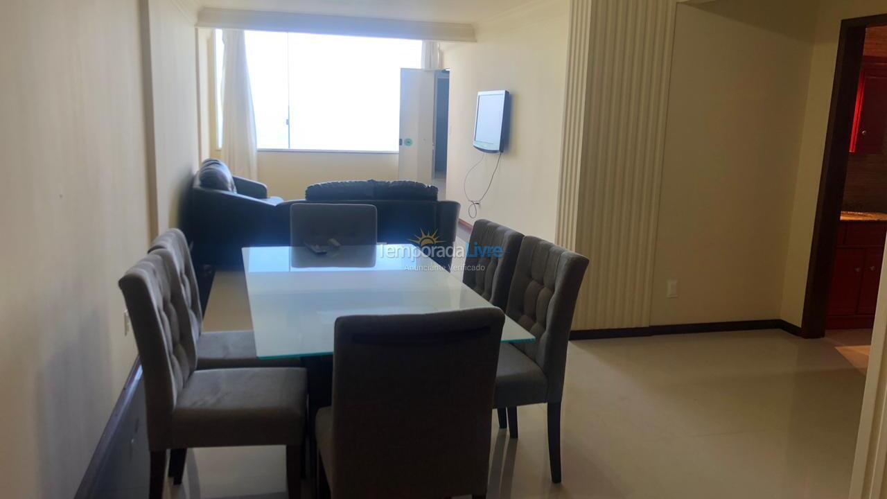 Apartamento para aluguel de temporada em Balneário Camboriú (Praia Central)