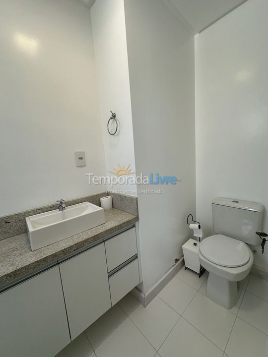 Apartamento para aluguel de temporada em Balneário Camboriú (Praia Central)