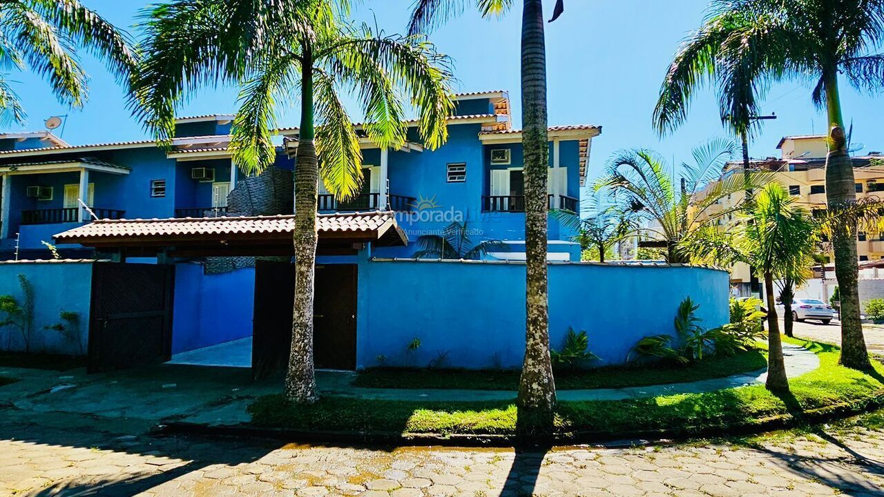 House for vacation rental in Ubatuba (Praia das Toninhas)