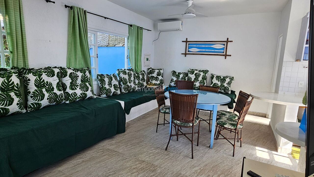 Casa para aluguel de temporada em Ubatuba (Praia das Toninhas)