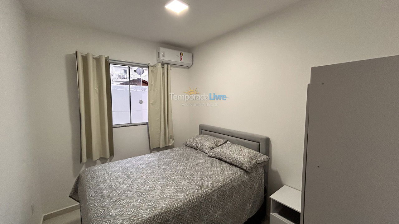 Apartamento para aluguel de temporada em Florianopolis (Praia dos Ingleses)