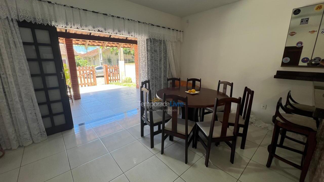 House for vacation rental in São Francisco do Sul (Enseada)